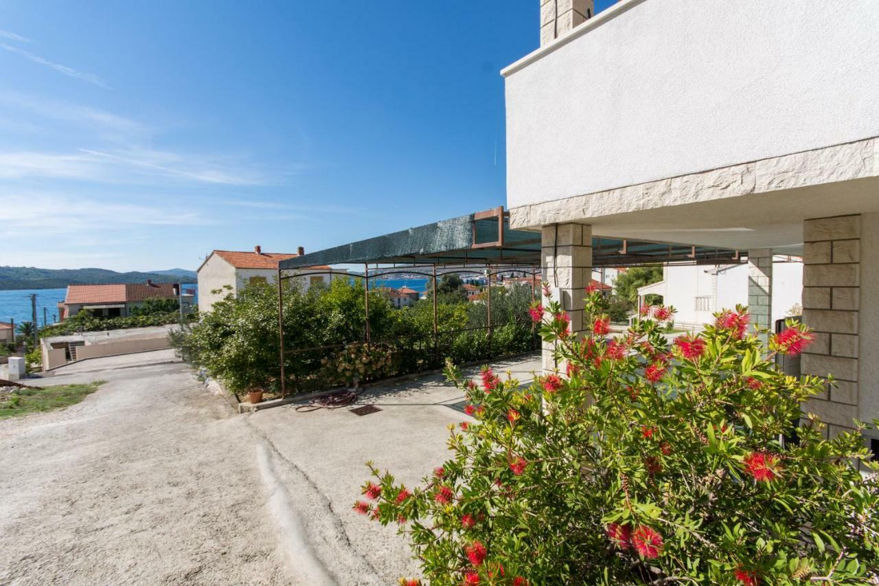 Apartmani Zana Okrug Gornji Esterno foto