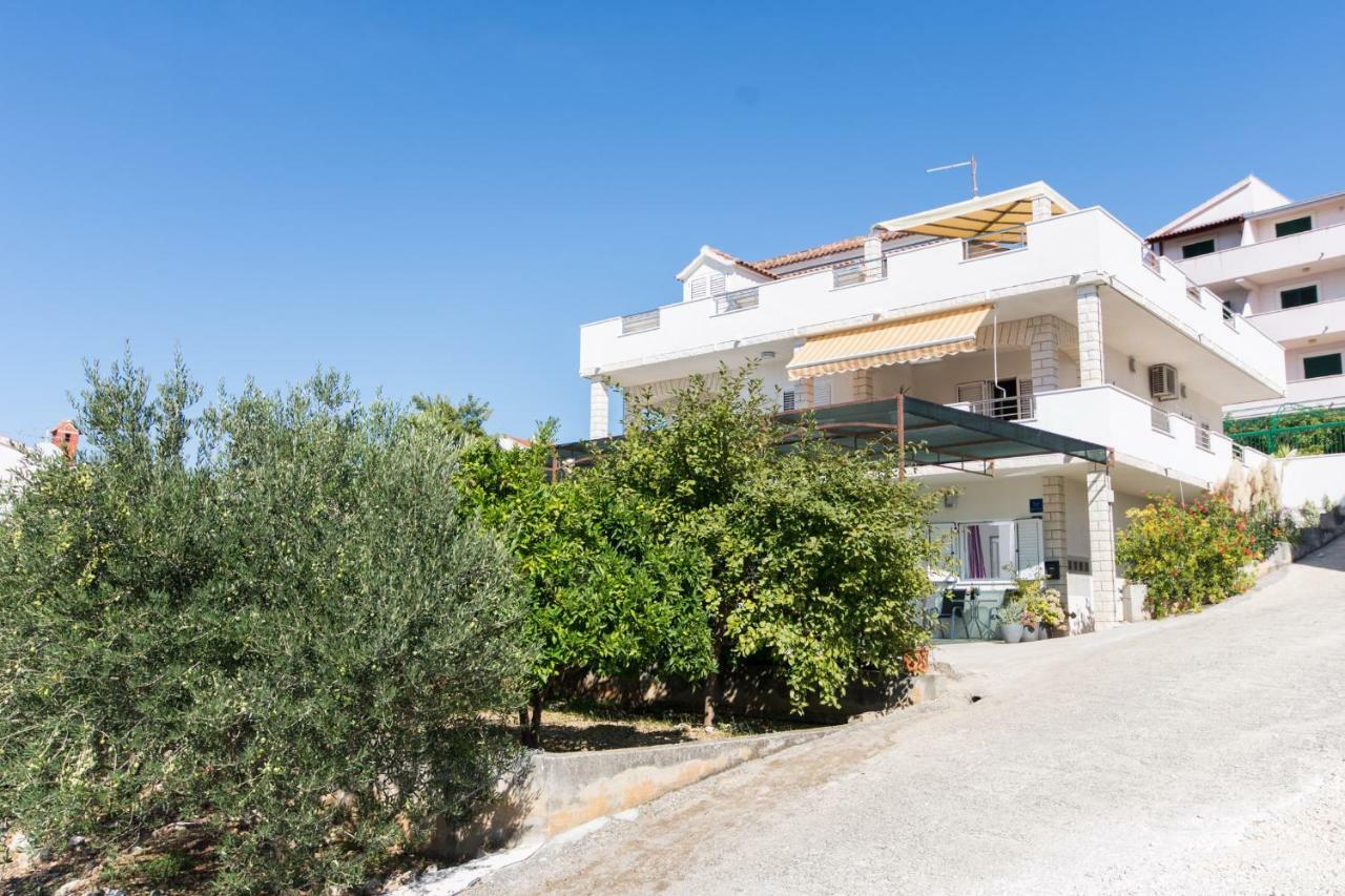 Apartmani Zana Okrug Gornji Esterno foto