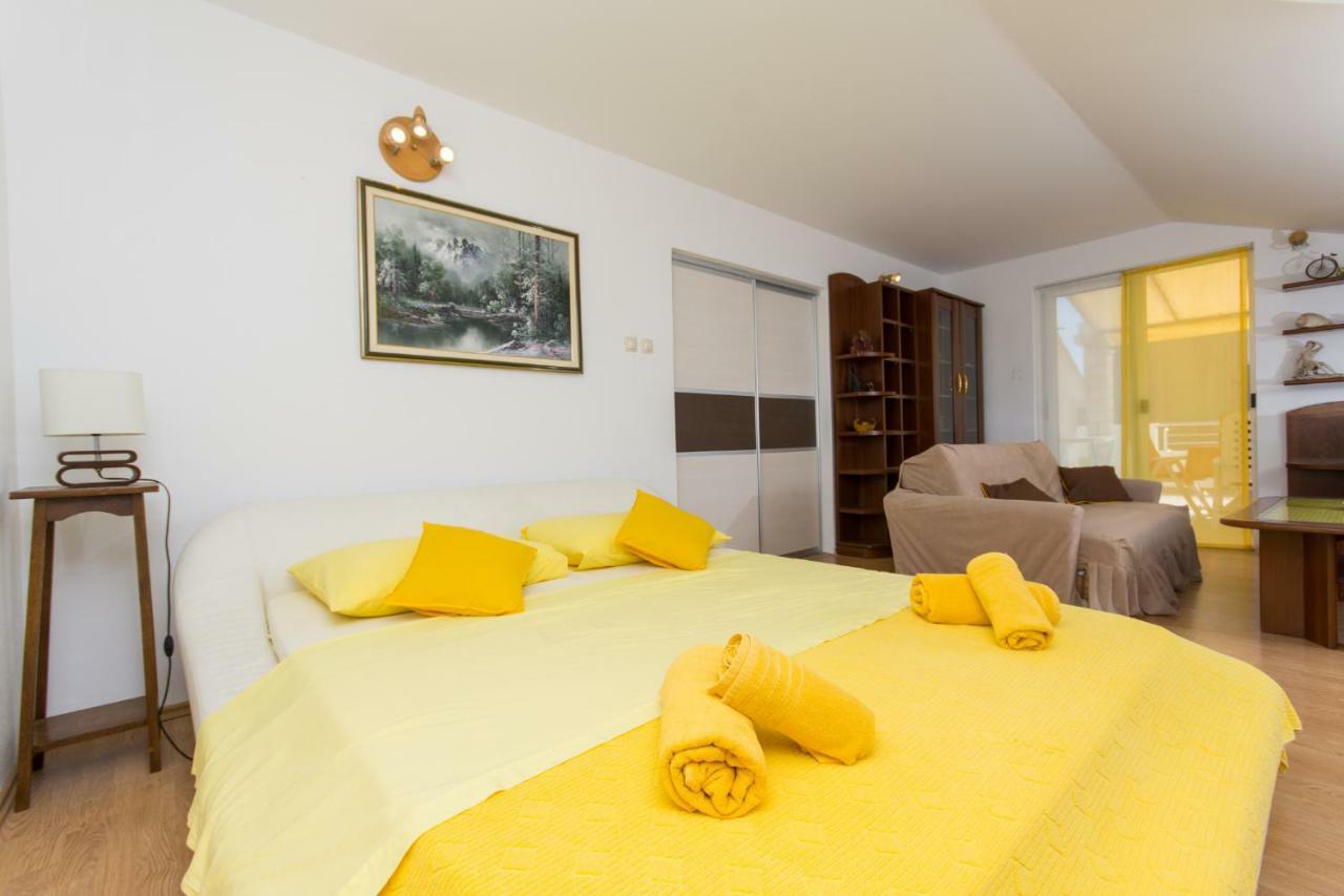 Apartmani Zana Okrug Gornji Esterno foto