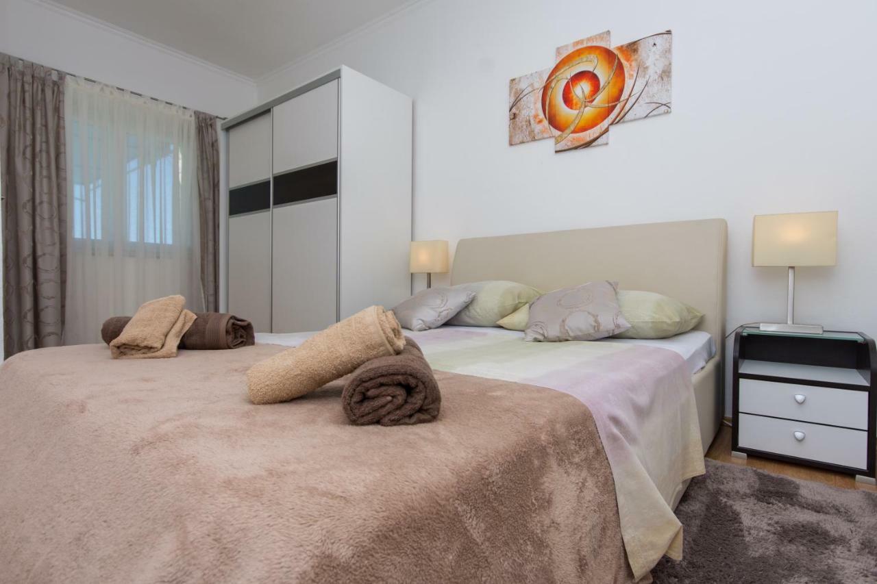 Apartmani Zana Okrug Gornji Esterno foto