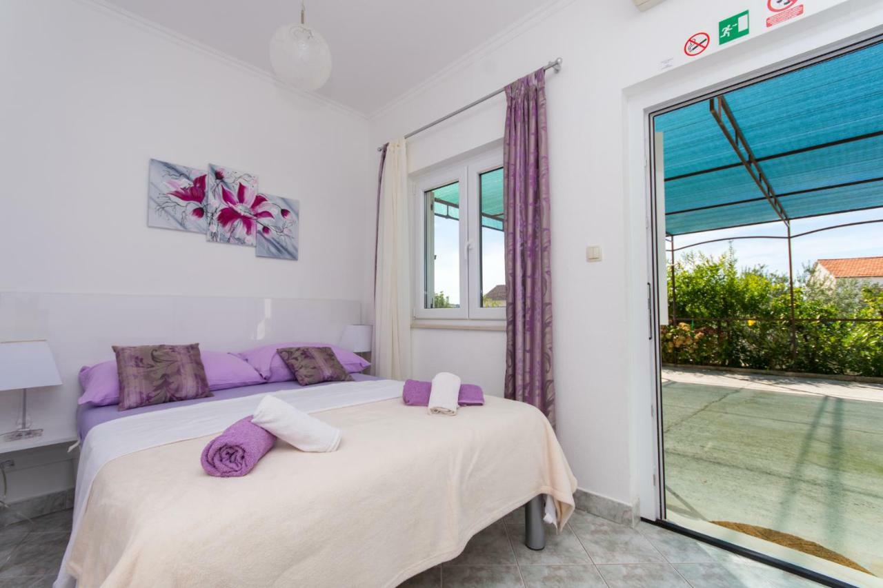Apartmani Zana Okrug Gornji Esterno foto