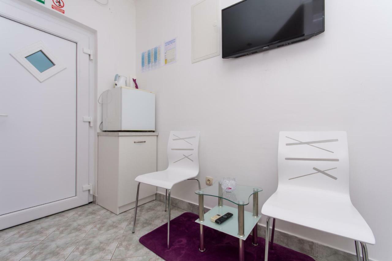 Apartmani Zana Okrug Gornji Esterno foto