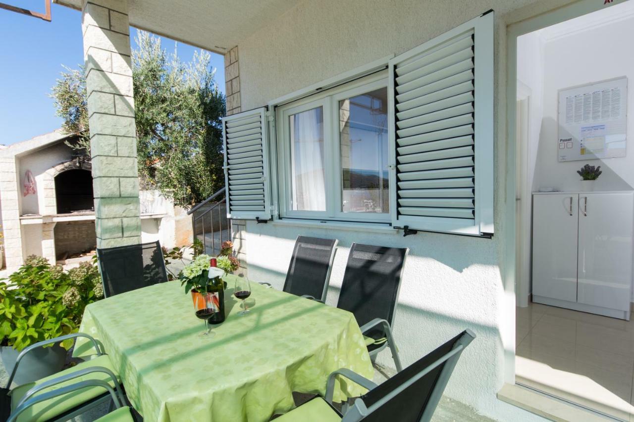 Apartmani Zana Okrug Gornji Esterno foto