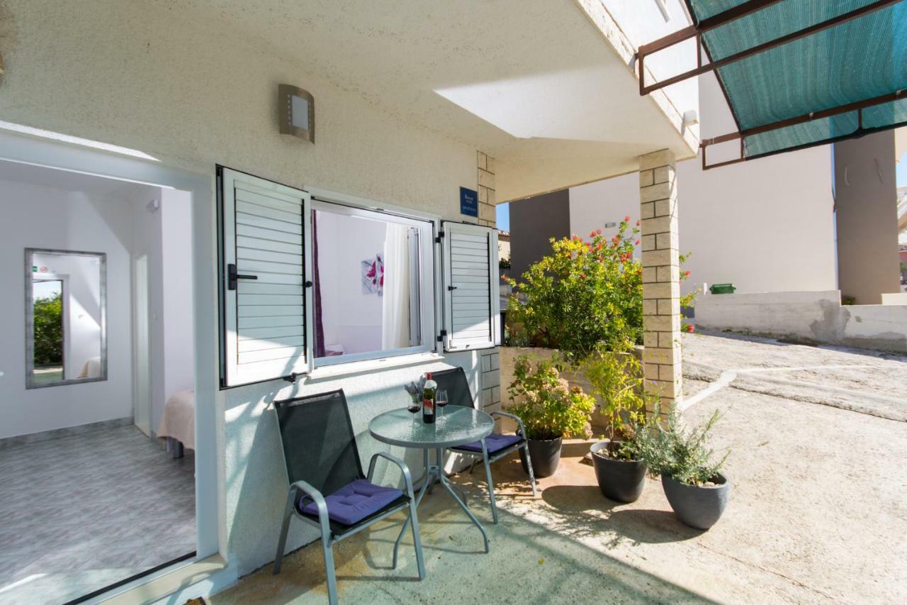 Apartmani Zana Okrug Gornji Esterno foto