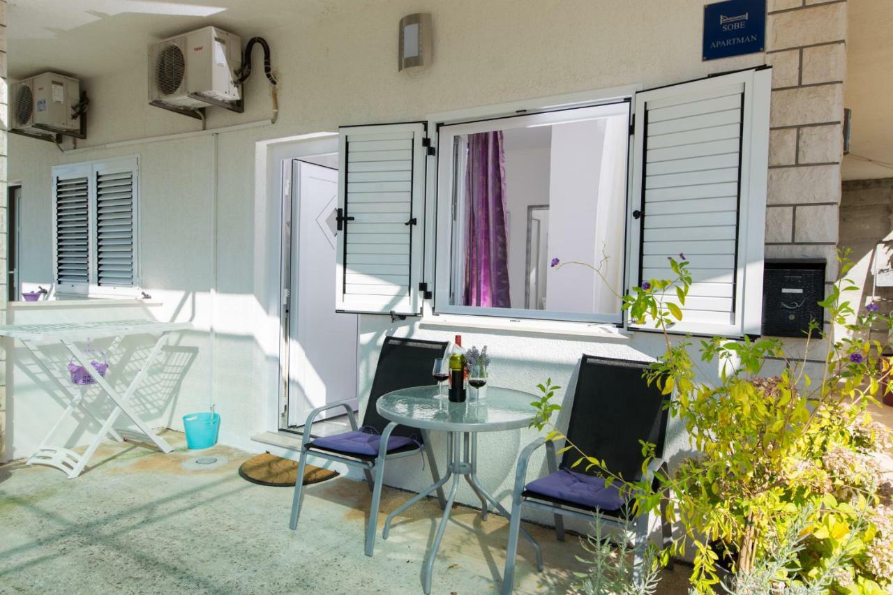 Apartmani Zana Okrug Gornji Esterno foto